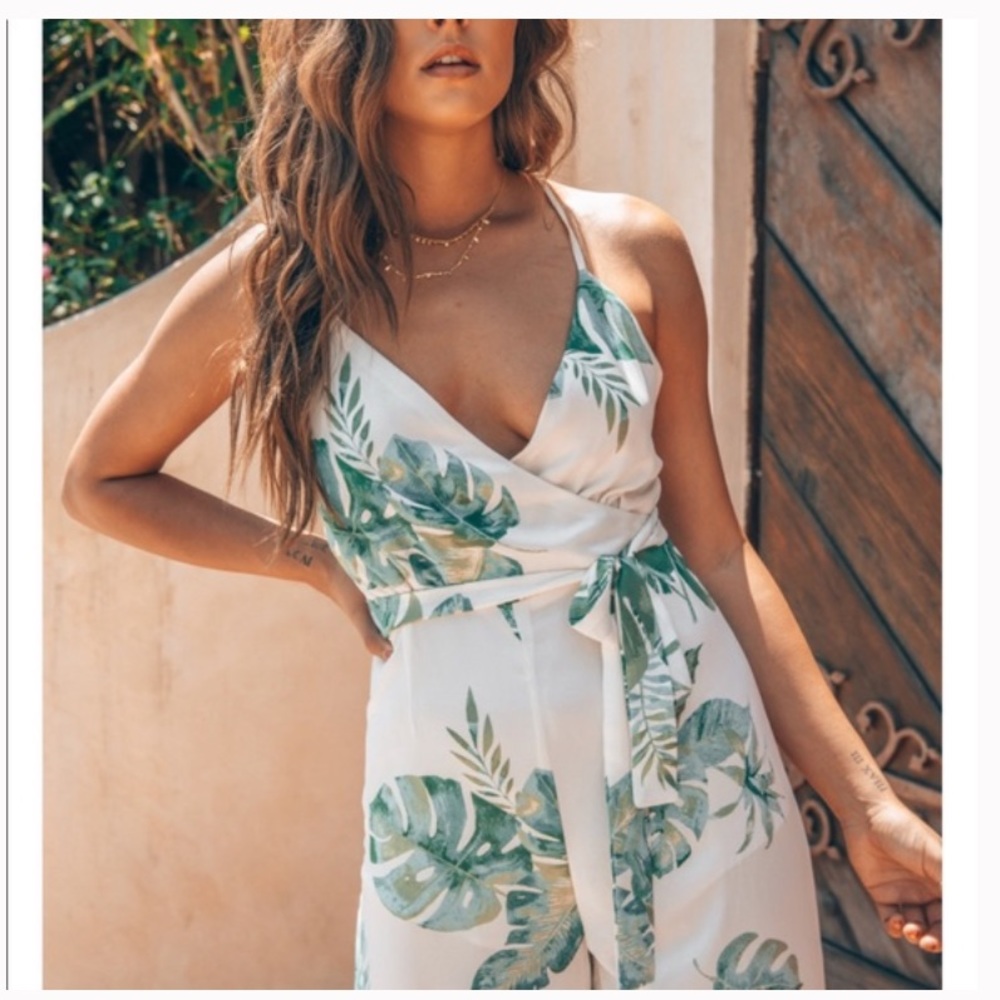 🌿 Vici Desert Palms Jumpsuit